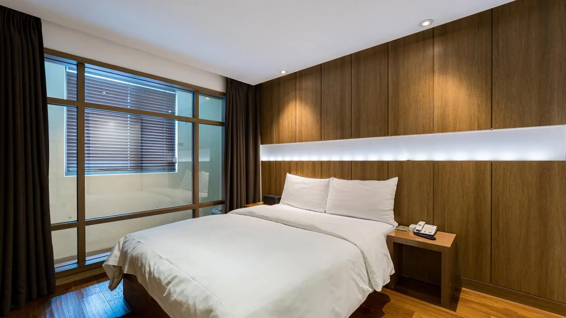 ****  Browndot Hotel Incheon Songdo South Korea