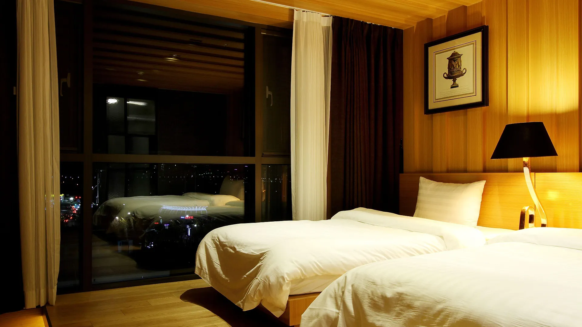 Browndot Hotel Incheon Songdo 4*,  South Korea