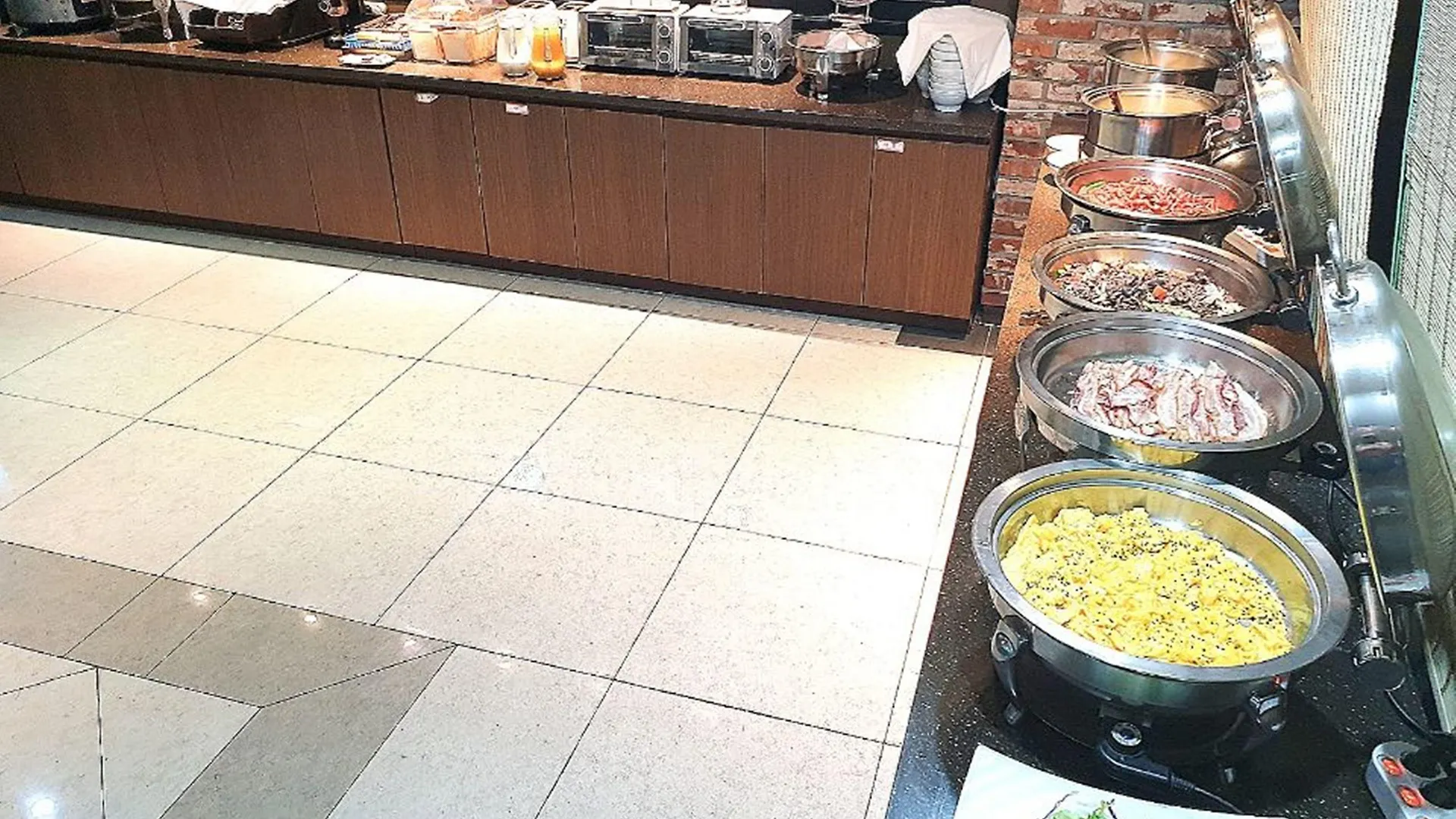 Browndot Hotel Incheon Songdo 4*,  韓国