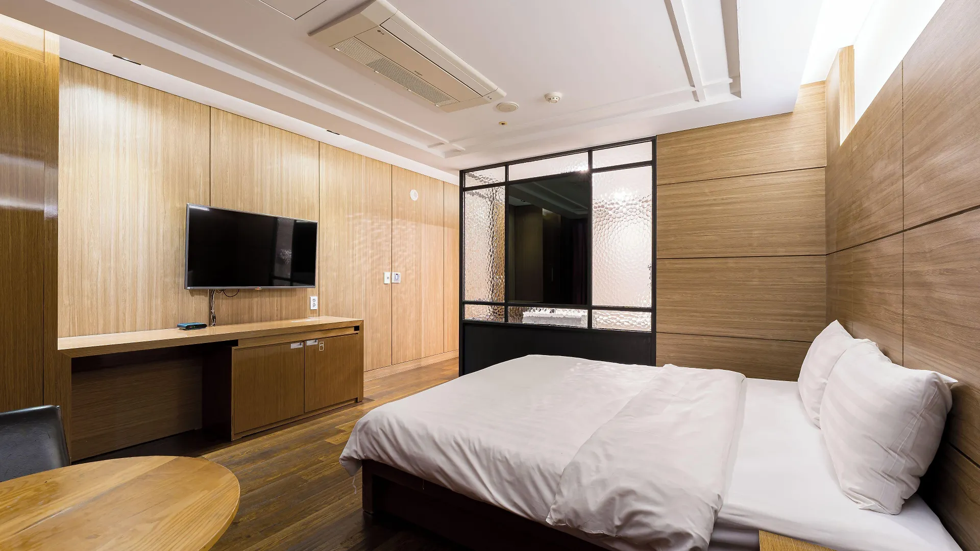 ***  브라운도트호텔 인천 송도 Browndot Hotel Incheon Songdo South Korea