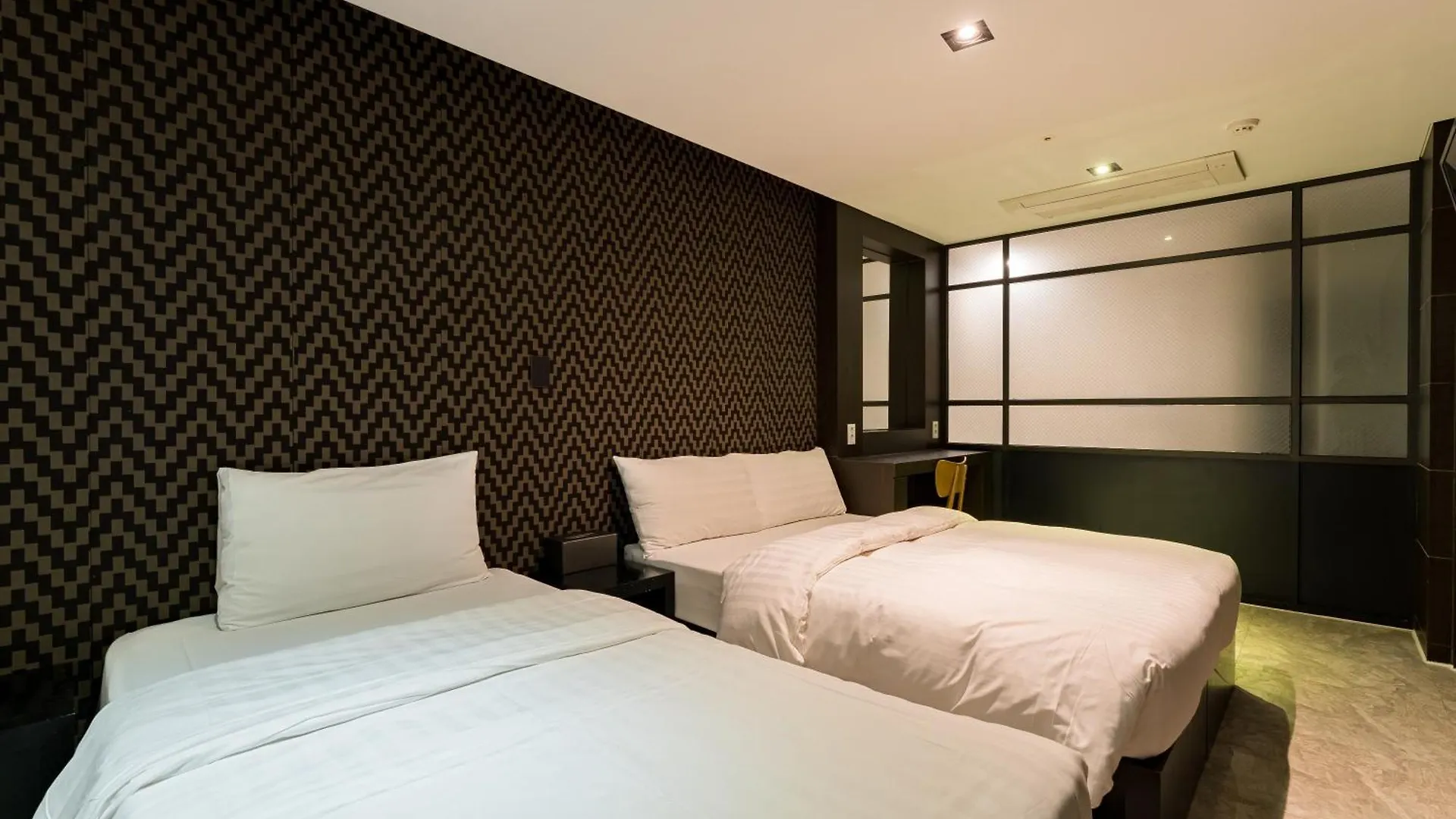 ***  브라운도트호텔 인천 송도 Browndot Hotel Incheon Songdo South Korea