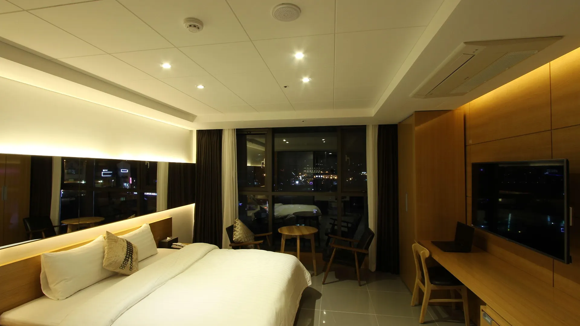 ****  Browndot Hotel Incheon Songdo South Korea