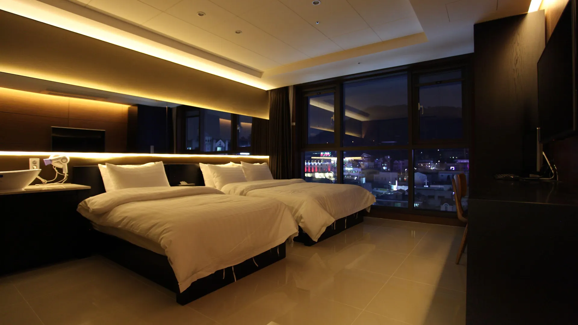 Browndot Hotel Incheon Songdo 4*,  South Korea